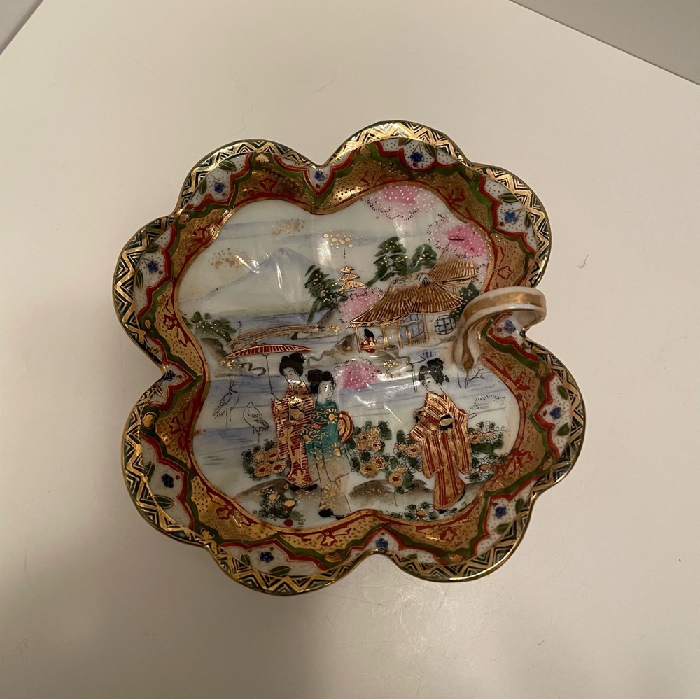 Vintage Japanese Hand Painted Porcelain Dish Katani/Satsuma Style 5”‎